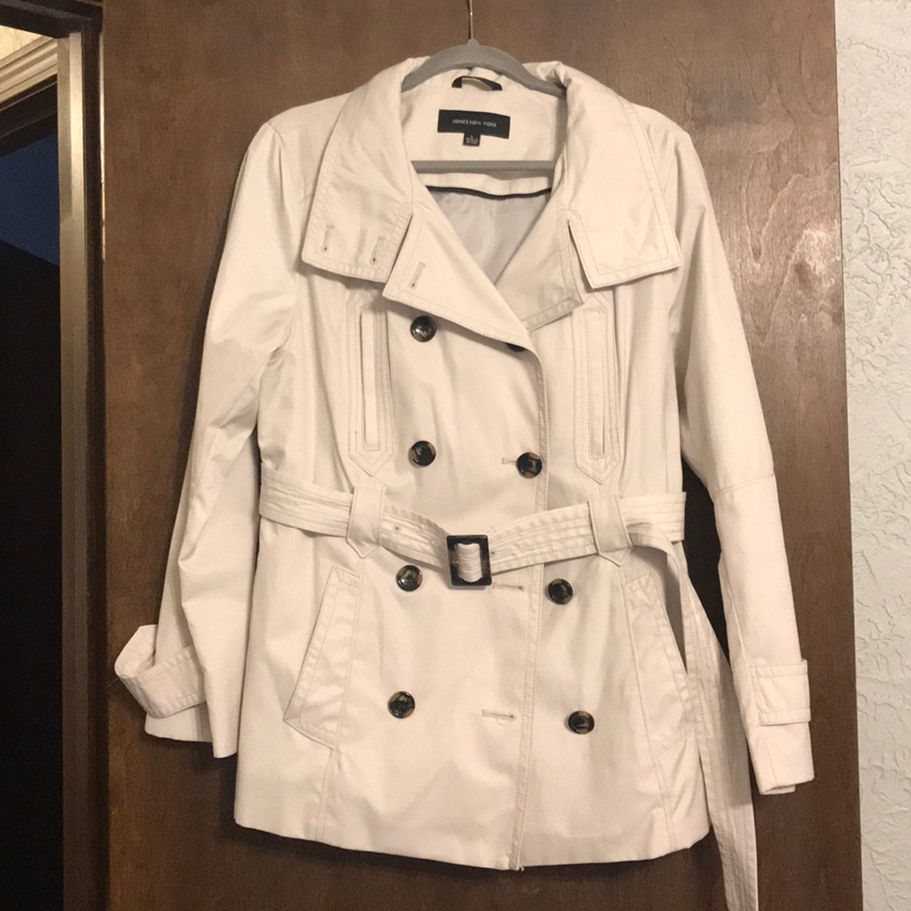 Multifunctional Cream Jacket! - image 1